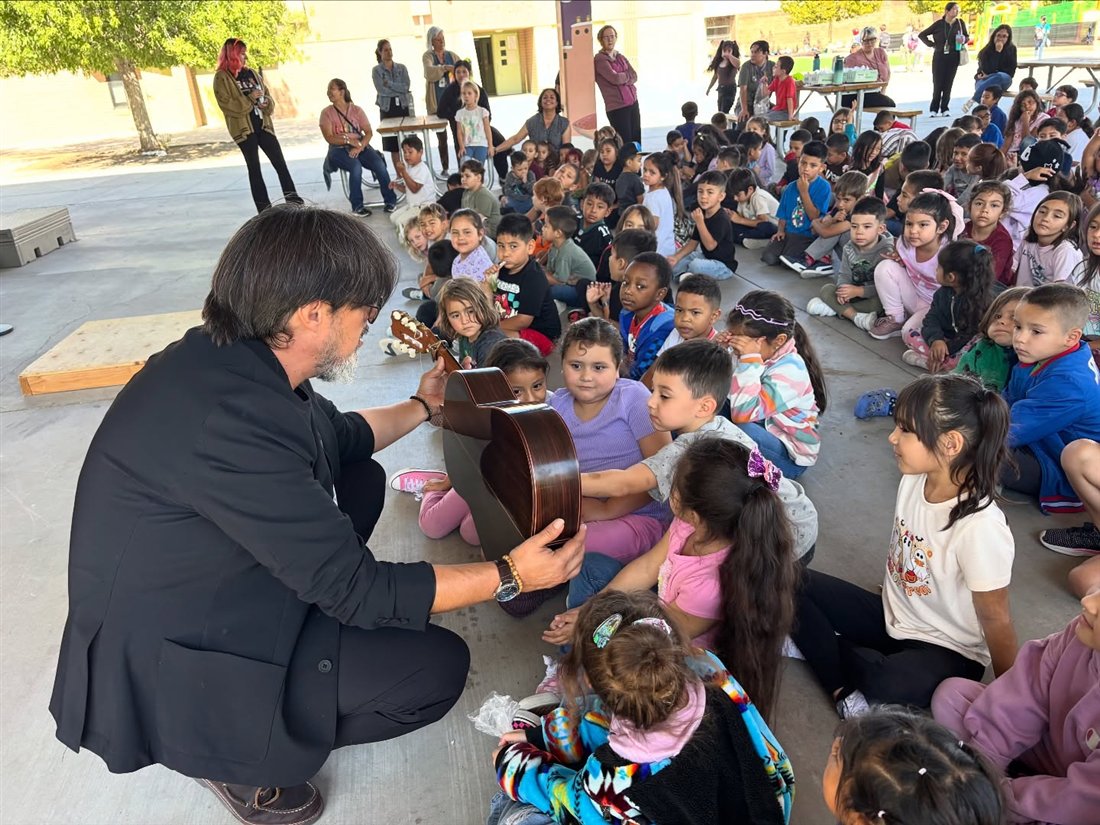 Casa Flamenca community outreach in action