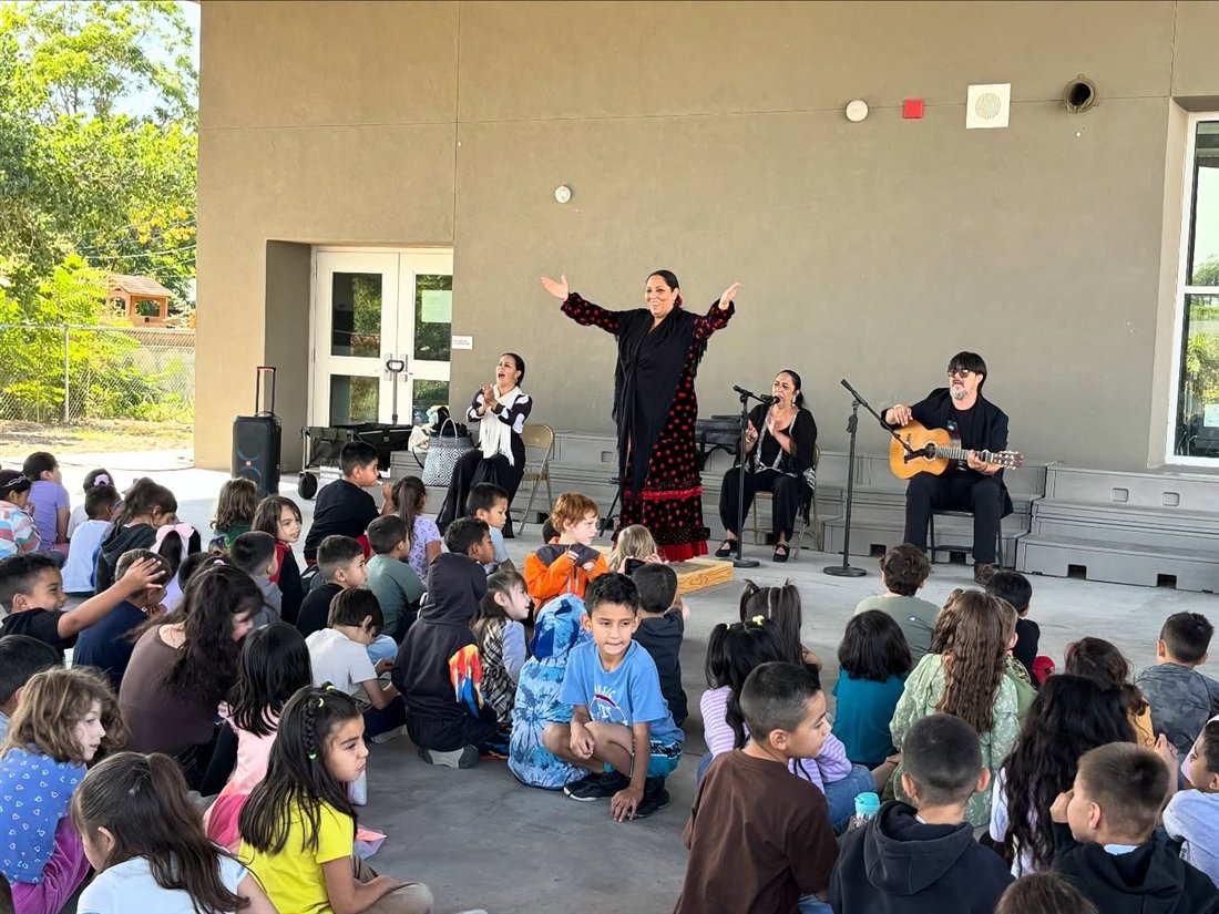 Casa Flamenca community outreach in action