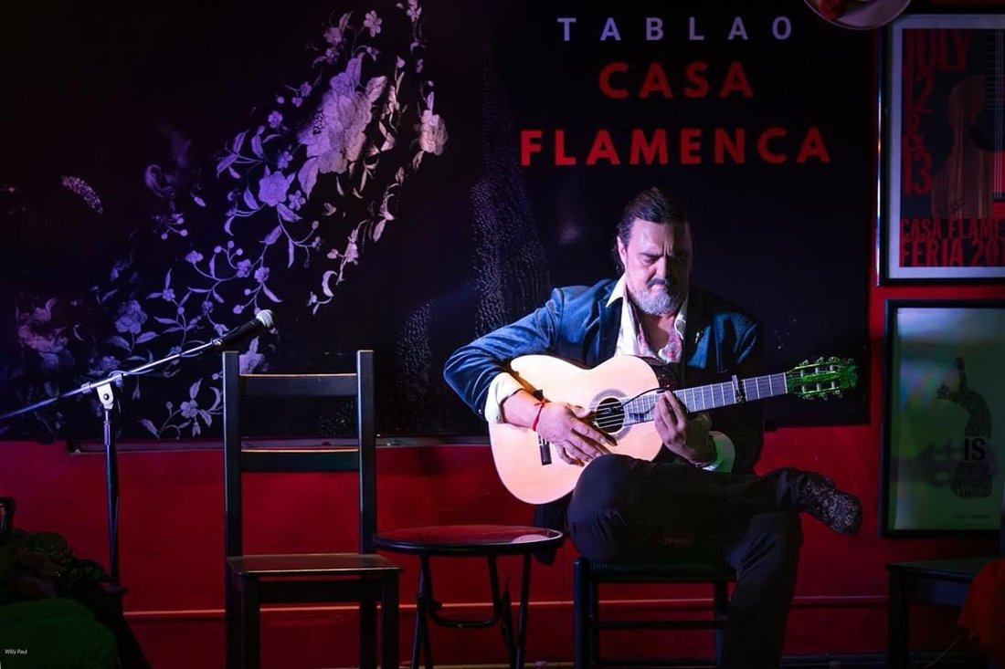 A performance in La Sala at Casa Flamenca